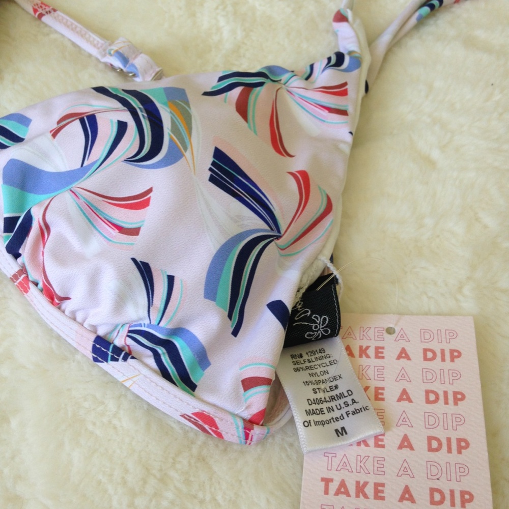 Cute Summer Bikini!! - Picture 3 of 5